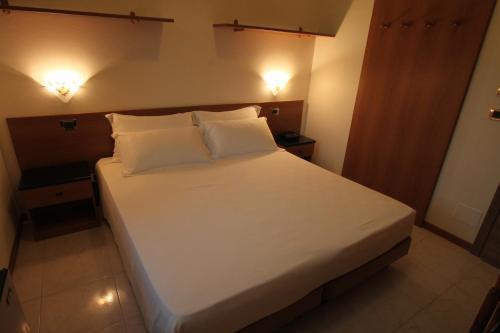 Street Hotel Комаккьо Экстерьер фото