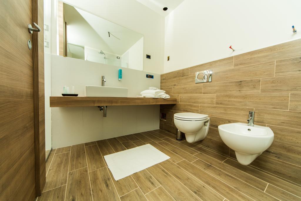 Street Hotel Комаккьо Экстерьер фото